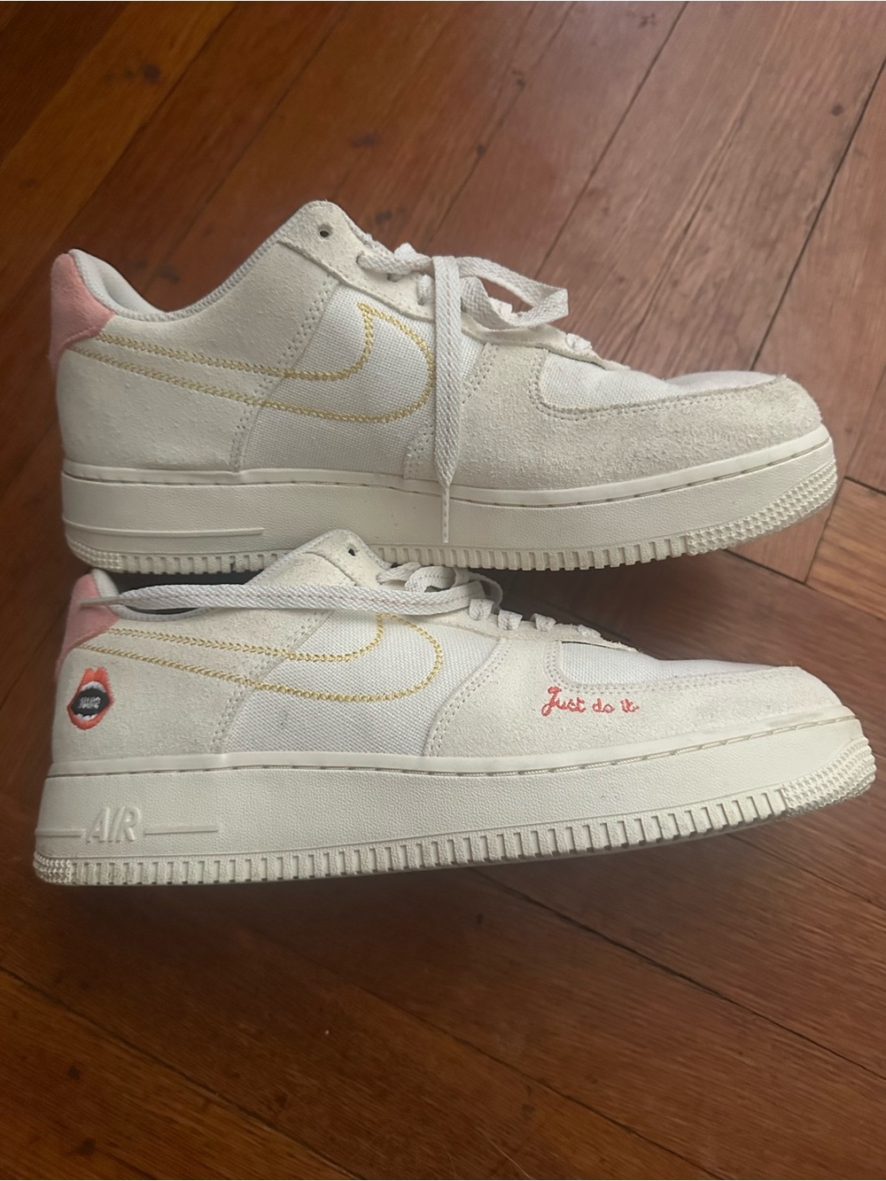 Nike Women's Air Force 1 ‘07 Peace Rock n Roll Solar Flare Women’s Size 11